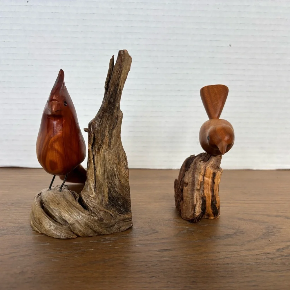 Handcrafted Wooden Bird Figurines On Rustic Wood Artsy Beachy MCM - Picture 4 of 11